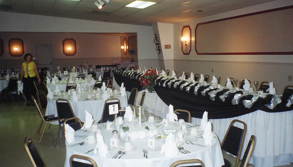 Claras Catering Steubenville OH 43953 7402649193 Banquet Rooms